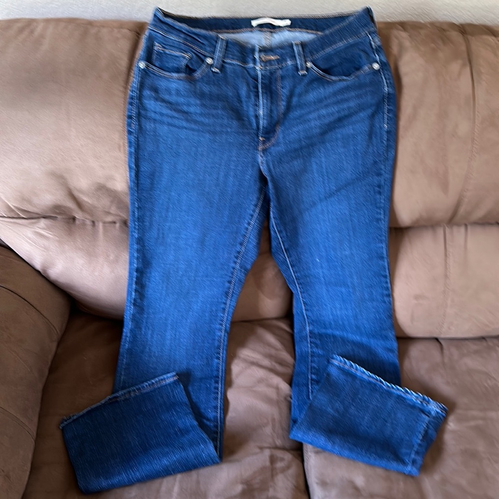 Levi's bootcut jeans